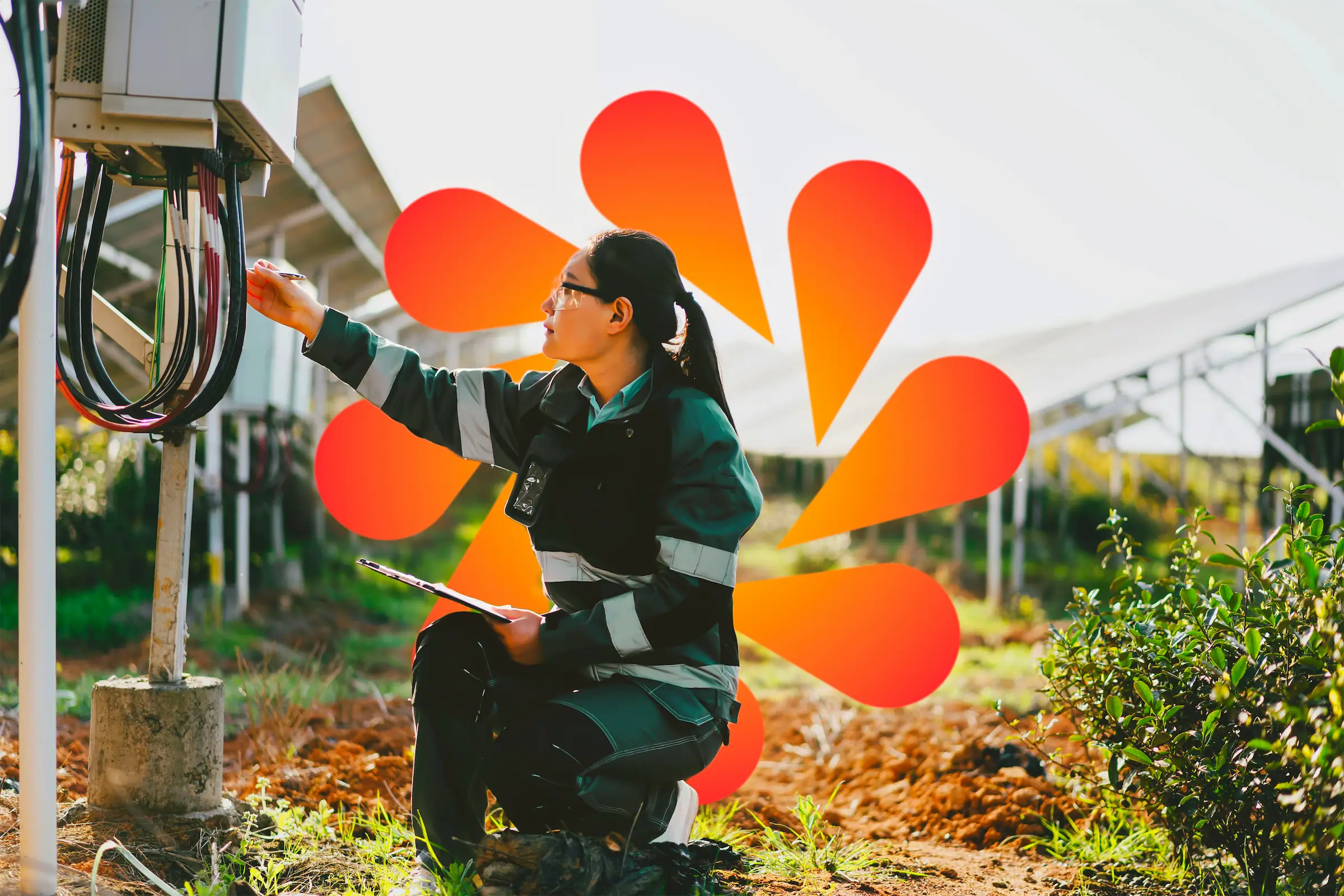 Smotrow Design has created a new brand identity and a logotype for Enrocks, a global renewable energy projects developer